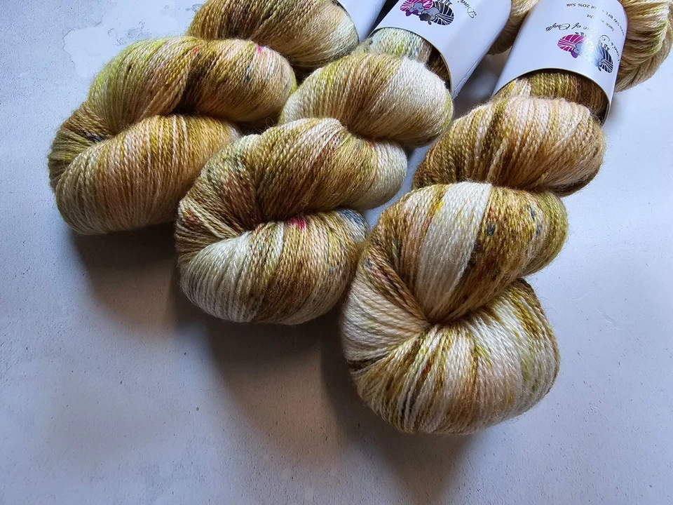 Handgefärbtes BFL Seidengarn, Spitzengewicht, 100g, GOLDEN DRAGON - Bild 4 von 4