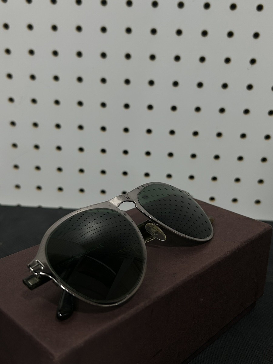 TOMFORD サングラス Bradburry ティアドロップ TF525 Tom Ford Men's Bradburry TF525 TF/525 Fashion Pilot Sunglasses