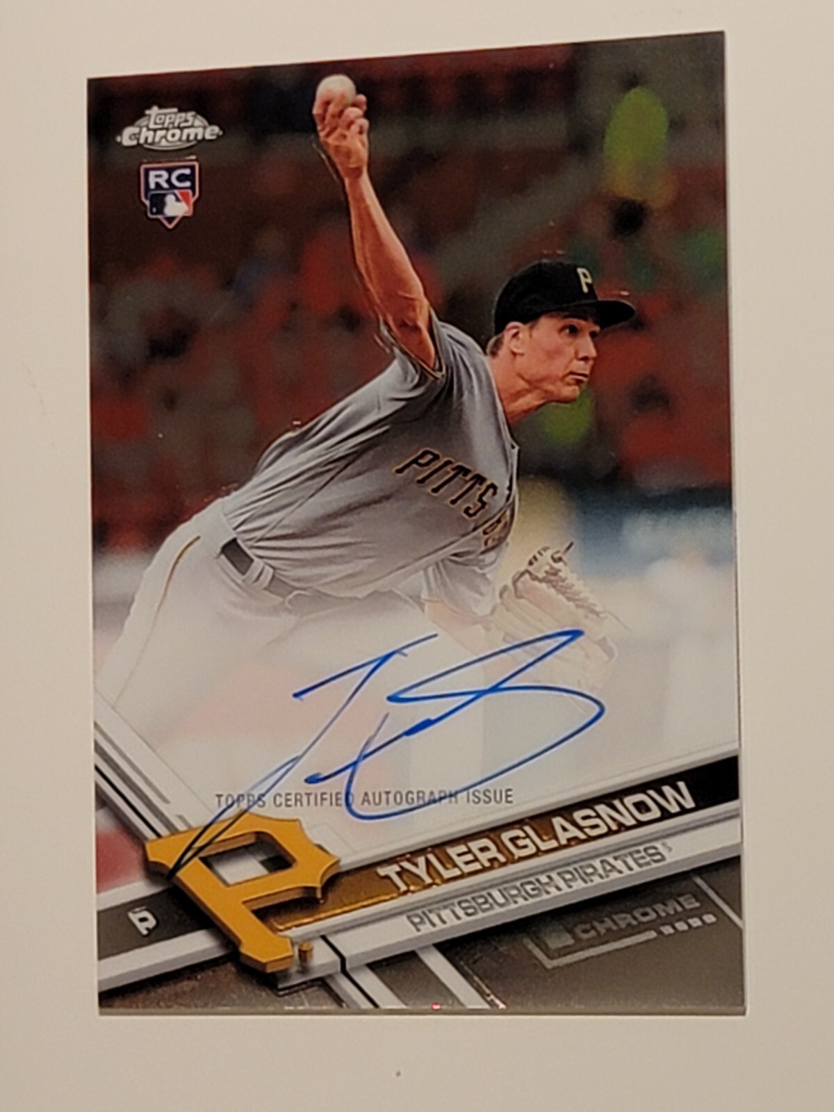 2017 Topps Chrome TYLER GLASNOW auto autograph rookie RC #RA-TG LA Dodgers