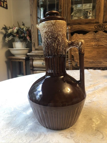 Vintage Monmouth Western Stoneware Pitcher Maple Leaf Stamped With Lid