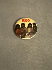 KISS Pin  Animalize Group Pose 1984  Kiss