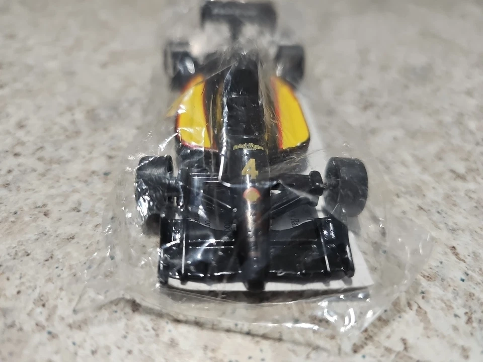 Vntg 1994 Rahal-Hogan/Miller #4 Honda T-94 Lola Indy Car 1:64 Die-Cast  - Image 4 of 4