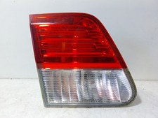 TOYOTA AVENSIS RHD 2014 RÜCKLEUCHTE/RÜCKLEUCHTE AN HECKKLAPPE LINKS 8159005130