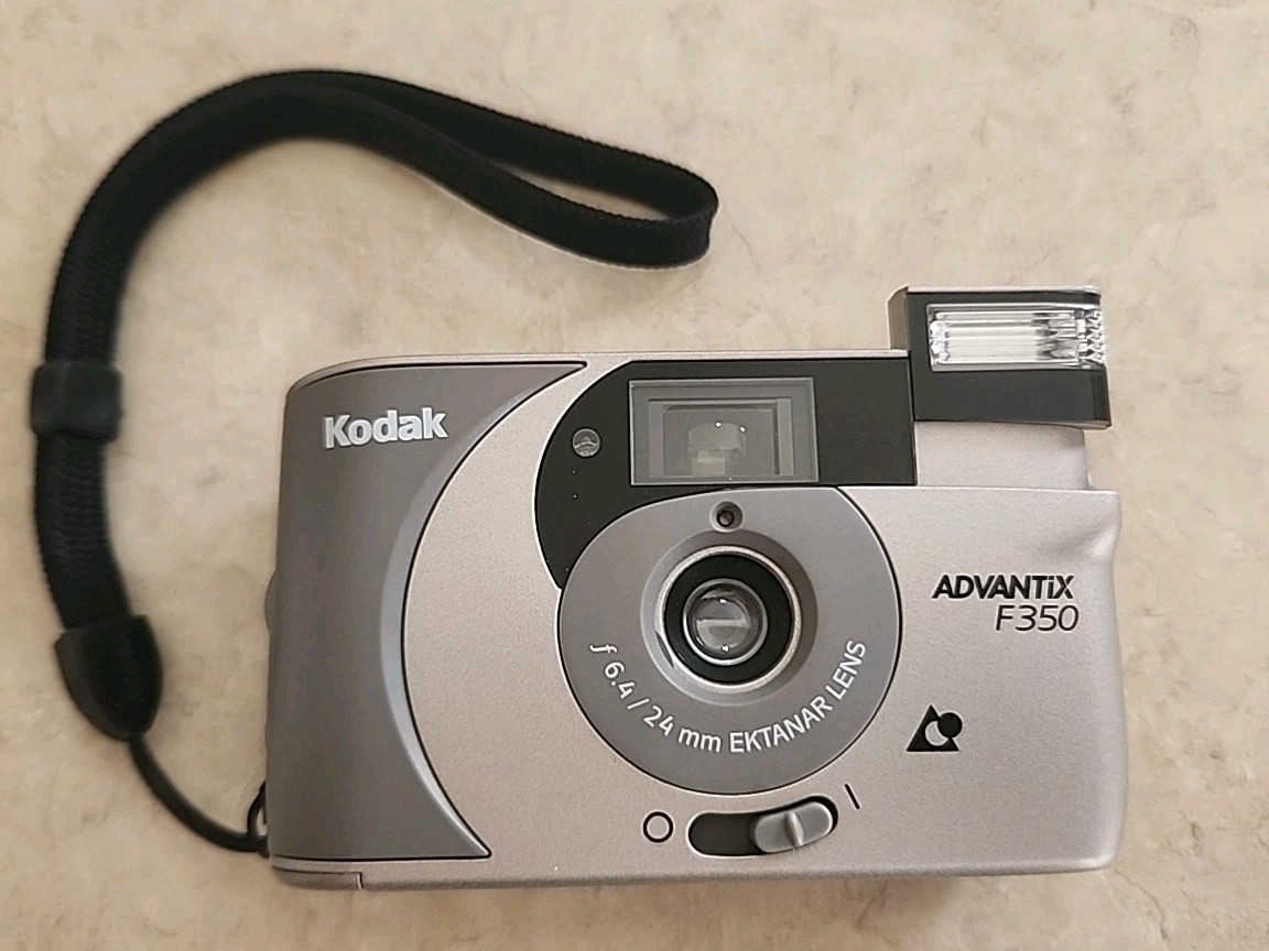 Kodak Advantix F350 Point Shoot Film Camera