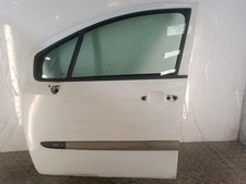 Porte avant et accessoires Renault MODUS