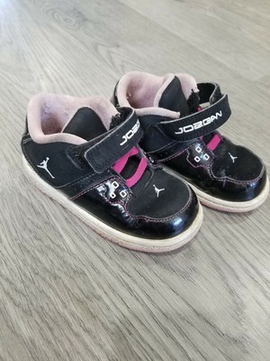 pink jordan baby shoes