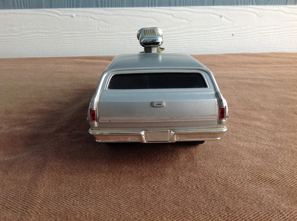 Muscle Machines 1965 Chevelle Wagon, 2003, 1:18 Scale - Image 4 of 4