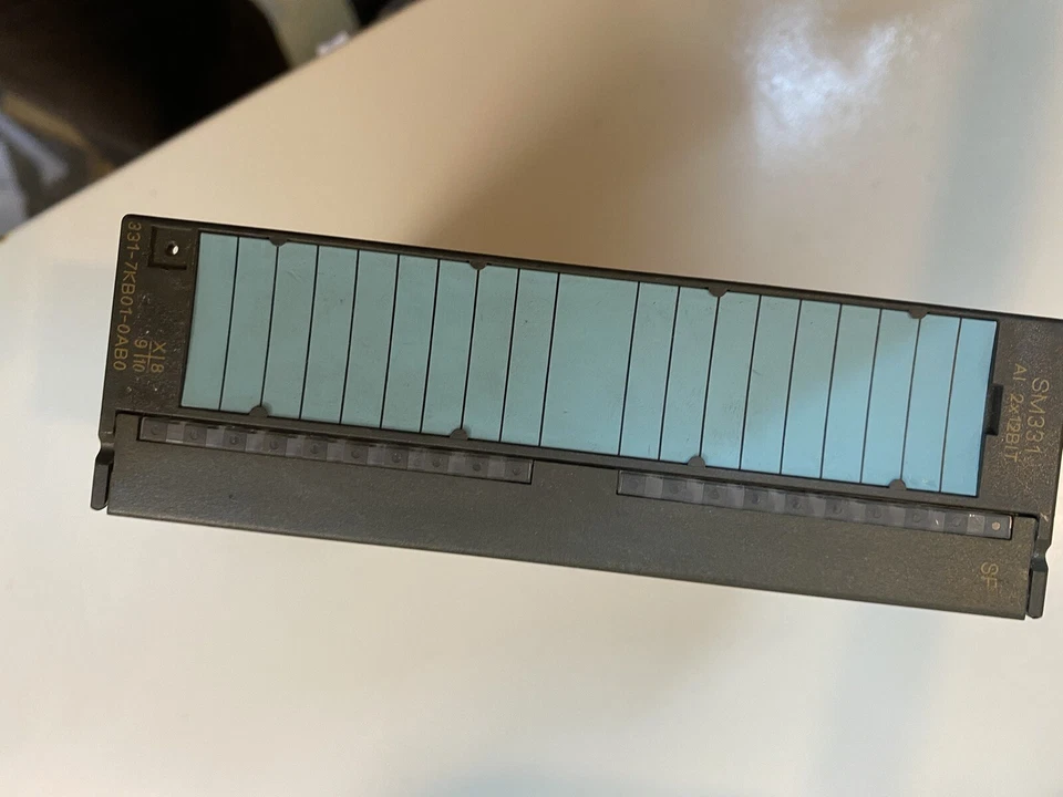 Siemens Simatic S7-300 6ES7331-7KB01-0AB0 Analogico Ingresso Moduli - Immagine 2 di 3