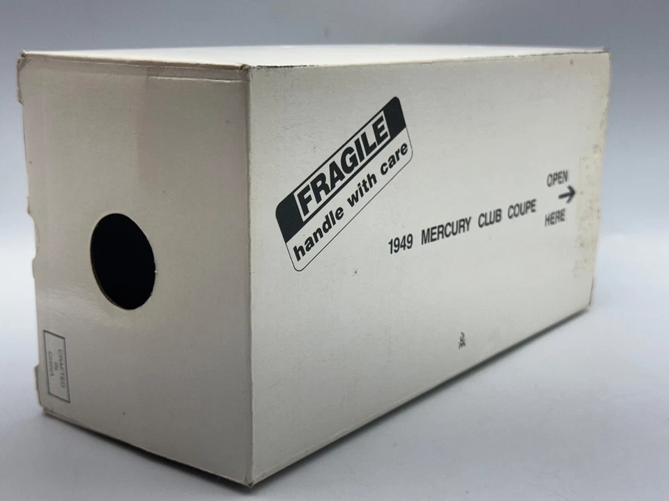 Danbury Mint 1949 Mercury Club Coupe, Black, 1:24, Nice, Boxed - Image 2 of 4