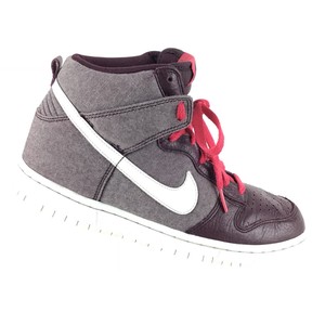 maroon nike dunks