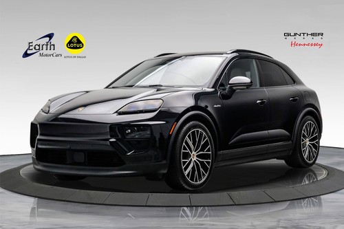 2025 Porsche Macan 4 Premium PacK Sport Chrono $100K MSRP