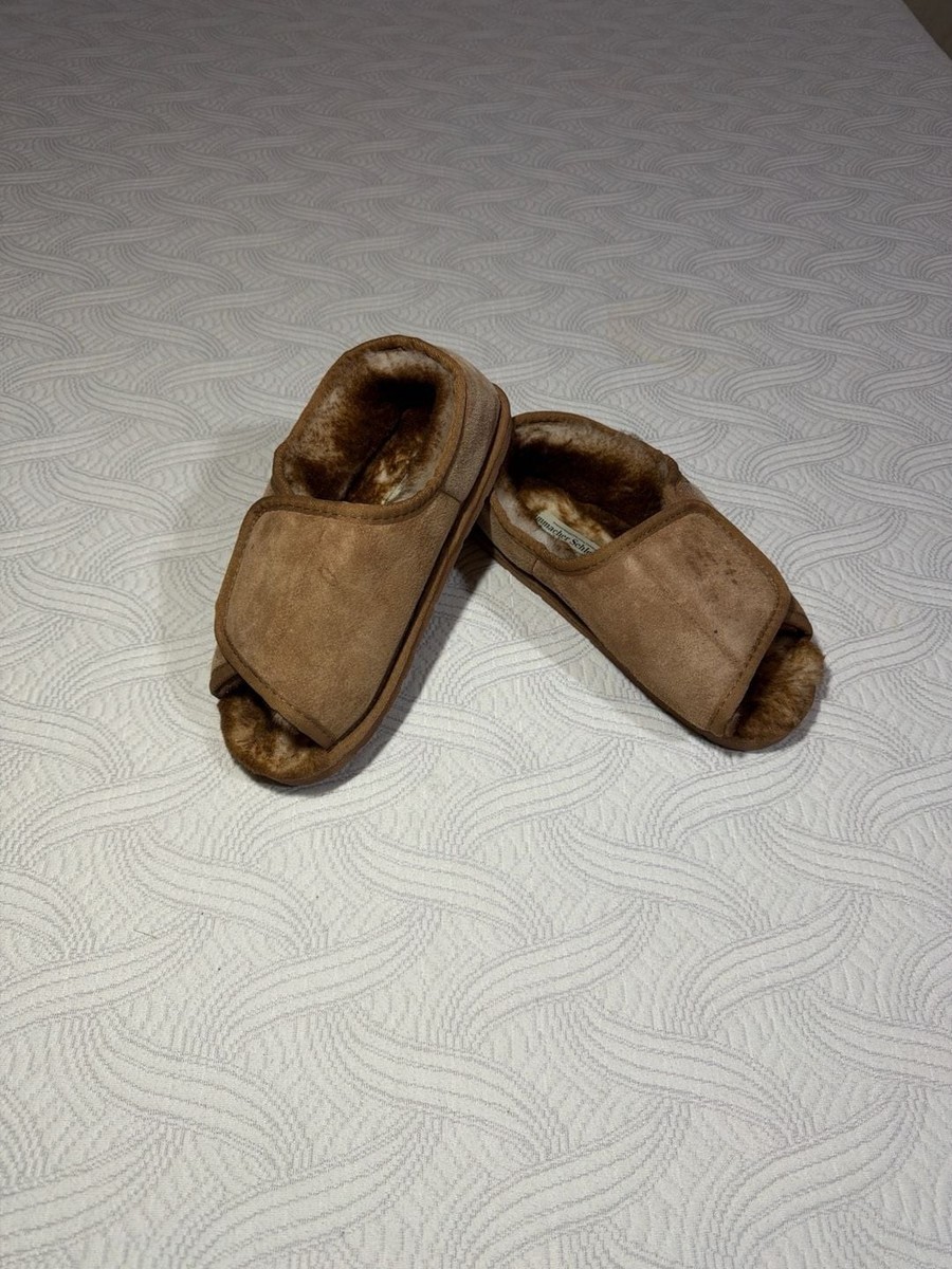 HAMMACHER Schlemmer Open Toe Men\'s Sandals Sheepskin Size 10.5 Hammacher Schlemmer The Gentlemen main image 4