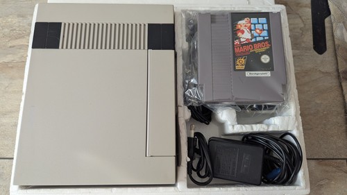NINTENDO NES - OVP SPIELKONSOLE 2 CONTROLLER Super Mario Bros konsole - Bild 7 von 18