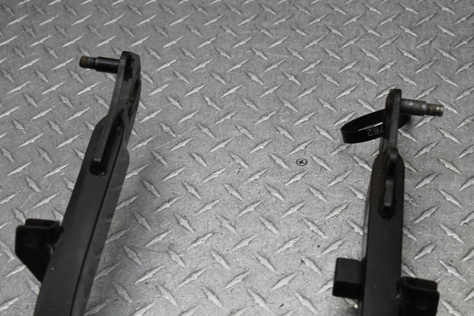 Suzuki TS100 1980 basculante brazo oscilante suspensión 61100-48860-019 Foto 4 de 4