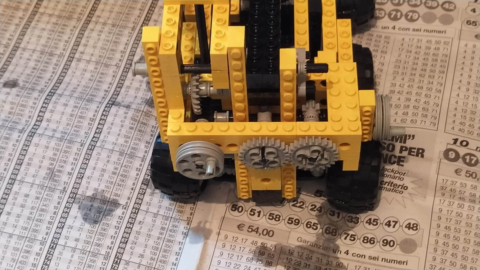 LEGO Technic 8062 Universal Set with Storage Case, foto 4 di 4