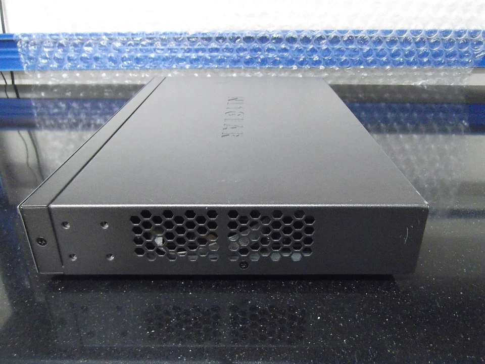 NETGEAR ProSAFE WMS5316 Wireless Management System - Image 4 of 4