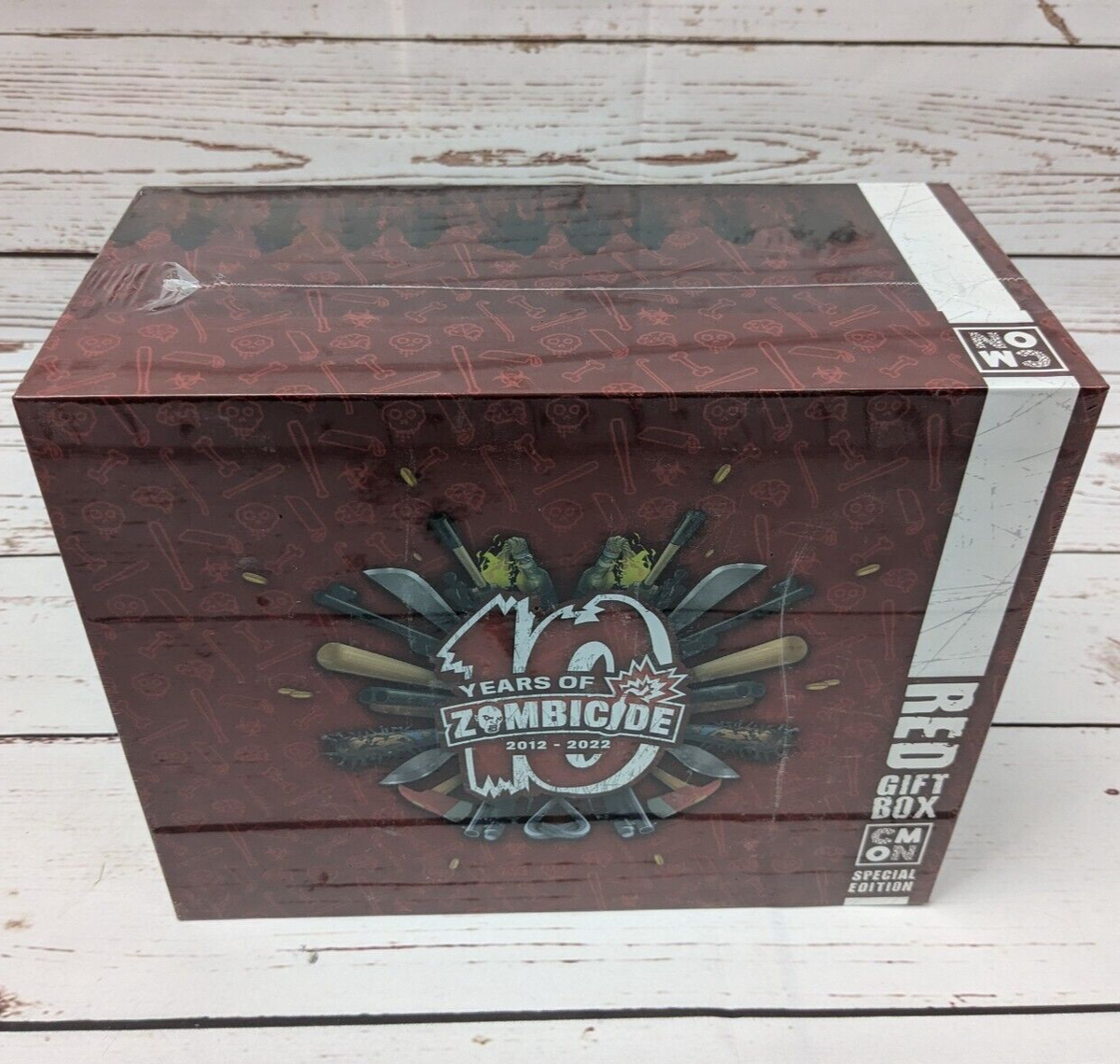 CMON Zombicide 10th Anniversary Red Gift Box Puzzle Stickers Masks