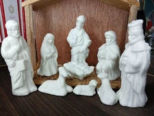 Mary Joseph Baby And Three Wisemen Animals Bisque Porcelain Manger