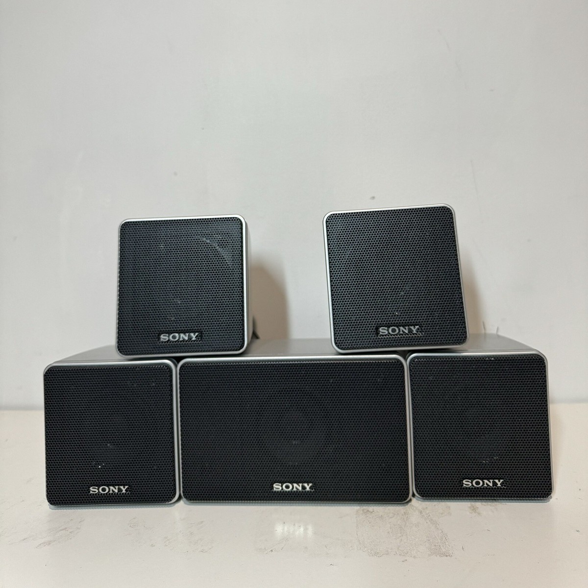 Sony Set of 5 Speaker System(SS-MSP67R SS-MSP67L SS-CNP67 SS