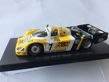 1984 PORSCHE 956 NEW MAN / WINNER LE MANS 24 Hours LUDWIG/PESCAROLO - 1/43 SPARK