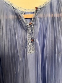 Vtg Vanity Fair Pleated Chiffon Babydoll Negligee Size S Periwinkle BLUE SHEER