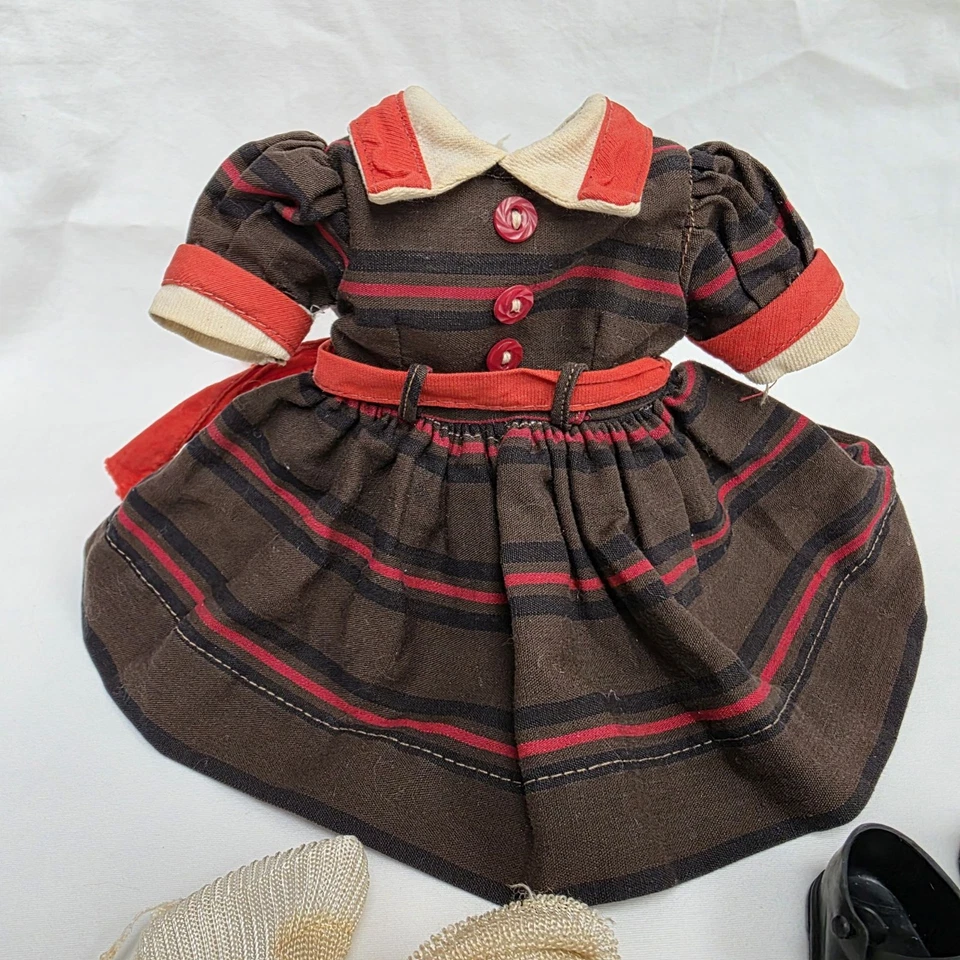 De Colección P-90 Ideal Muñeca Vestido Adjunto Slip y Negro Mkd Vinilo Zapatos Sox Toni Betsy Foto 2 de 4