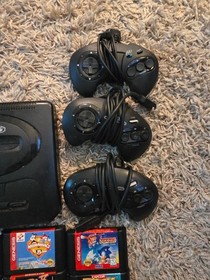 Sega Genesis Console Bundle 2 OEM Controllers 10 Games Sonic 2 Tested