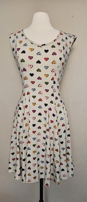 Effie's Heart Women's S Fit & Flare Scoop Neck Sleeveless Knee Dress Hearts