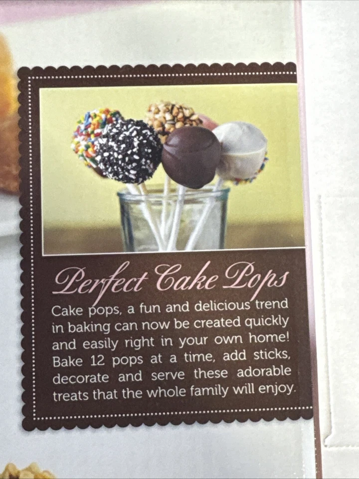 Babycakes Mini Cake Pop Maker Purple Hace 12 bolas antiadherentes para pasteles CP-12 Foto 4 de 4