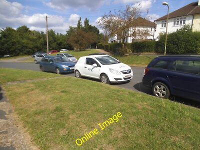 Photo 12x8 Sullivan Way, Elstree Borehamwood  c2014