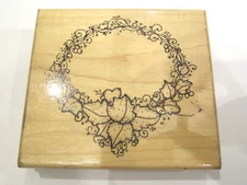 D.O.T.S. R 149 Ivy Wreath Dots Wooden Mounted Rubber Stamp
