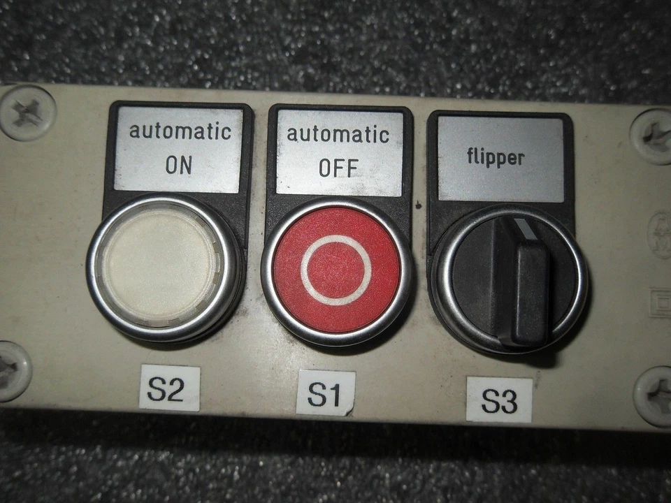 Estação de botão pingente elétrico Moeller - Imagem 2 de 4