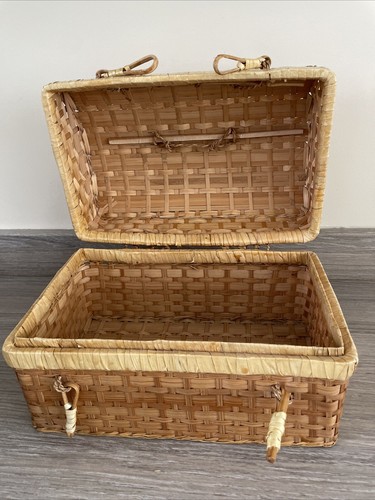 Vintage Wicker Straw Basket Treasure Trunk Shape Teddy Bear - Picture 5 of 7