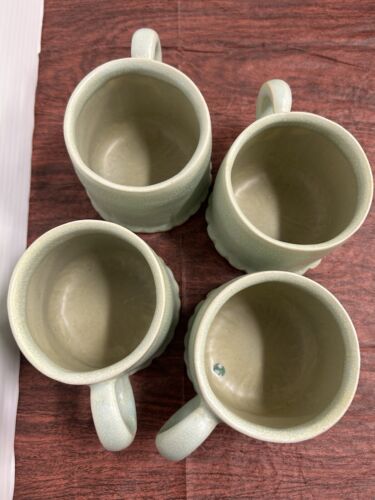 Set 4 tazze in ceramica fondo smerlato blu verde timbrato - Foto 3 di 6