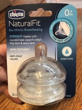 Chicco NaturalFit Nipple 0M Straight Slow Flow 2 Pack BPA-free Baby Bottle