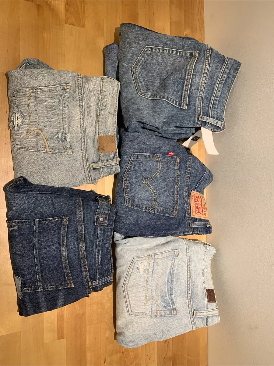 American eagle sizes top compared to levis