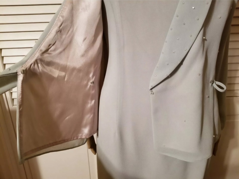 JR Nights by Caliendo Size 6 Formal Dress Jacket Set Beaded Pale Mint