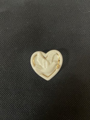 Lenox Heart Pin Peace Dove Branch Porcelain Brooch Valentine Love Cream & Gold