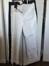 FRAME Ali Wide Cropped Jeans - Frayed Bottom Size 29