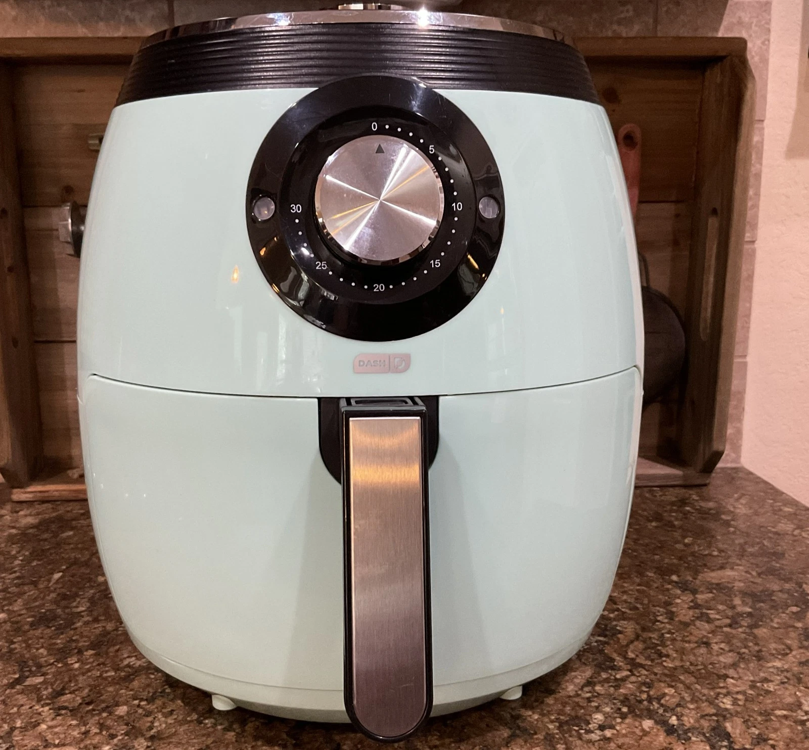 Dash Deluxe Electric Air Fryer AirCrisp® Technology - Aqua 6 Qt. 1700 Watt
Opens in a new window or 