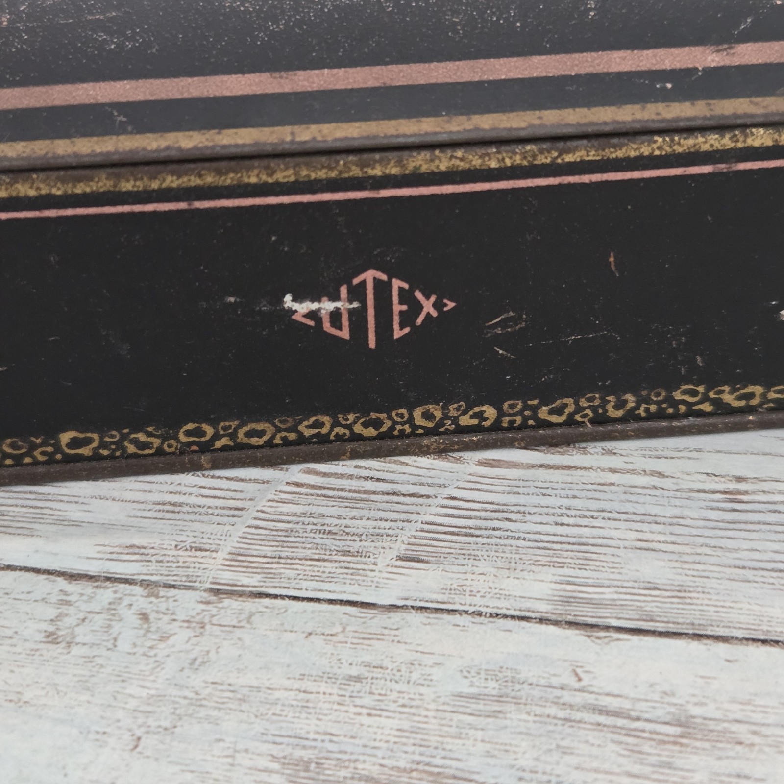 Vintage Cutex Tin Art Deco Litho Box With Pink Insert Marquise Set 