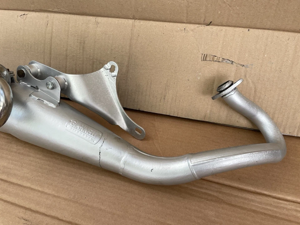 MARMITTA SCARICO COMPLETO GIANNELLI BASE MOTORE PIAGGIO ARIA E LIQUIDO - Immagine 3 di 4