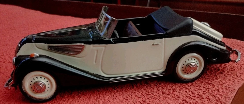 SCHUCO CLASSIC 1/18 - BMW 327 CABRIOLET - Modellino Auto Bianco/Nero - #99# -  - Immagine 4 di 4