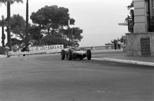 Wolfgang von Trips Ferrari 156 4th position 1961 F1 Motor Racing Old Photo
