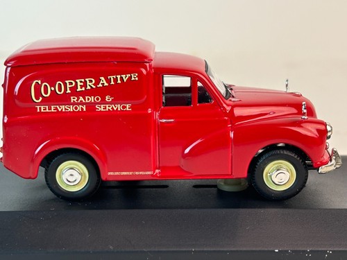 Corgi Vanguards 1:43 Scale Morris 1000 Van, Co-operative Radio & Television - Picture 7 of 10