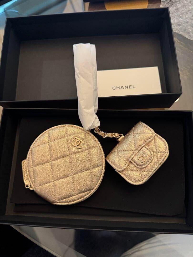 Chanel Coin Case & AirPods Case Set 2024 Years Gift Novelty Chanel Coin Case & AirPods Case Set 2024 Years Gift Novelty