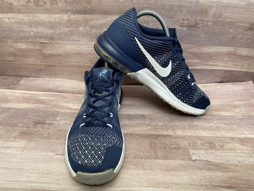 nike air max typha training