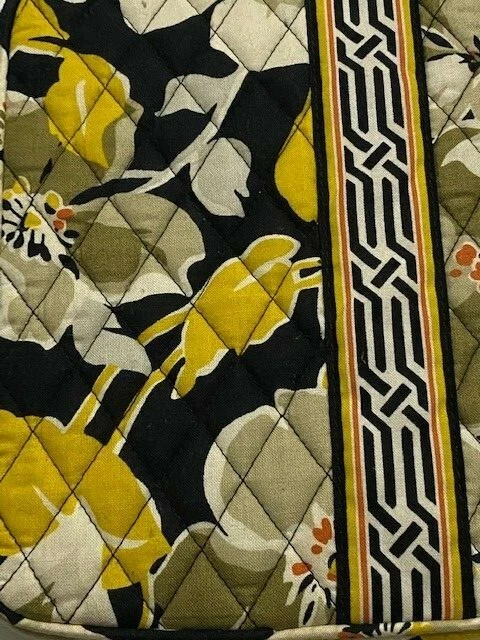 Vera Bradley E-Reader Sleeve in Dogwood NWT - Image 2 of 4