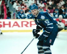 DOUG GILMOUR The CAPTAIN Flying UP ICE 8x10 TORONTO MAPLE LEAFS HOF GR8~KILLER