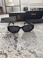 Versace VE4361 Sunglasses Beautiful Biggy Black Frame with Case and Cloth